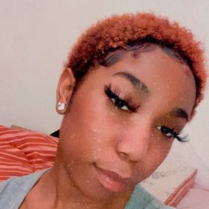 Meet your Posher, Shianne